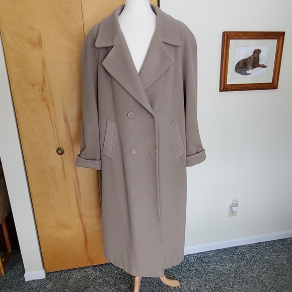 CBO New York Jackets & Blazers - Vintage CBO NewYork Full Length Wool Coat Size 26